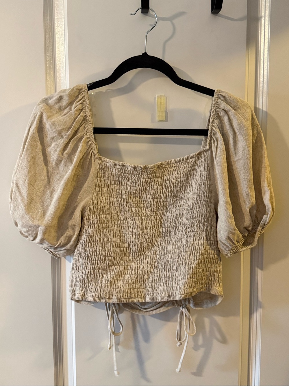 Cream Ruched Puff-Sleeve Top - Picture 2 of 3
